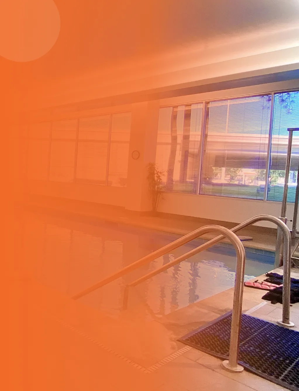 Aquatic therapy pool for rehab treatment. Pain relief & mobility recovery with personalized care at our rehabilitation clinic