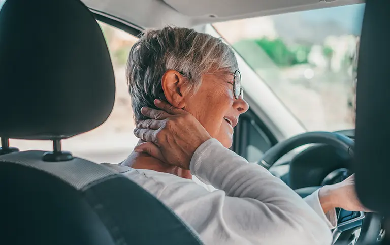 Neck pain relief after auto injury. Physical therapy rehab treatment for mobility recovery. Find pain relief at our rehabilitation clinic.