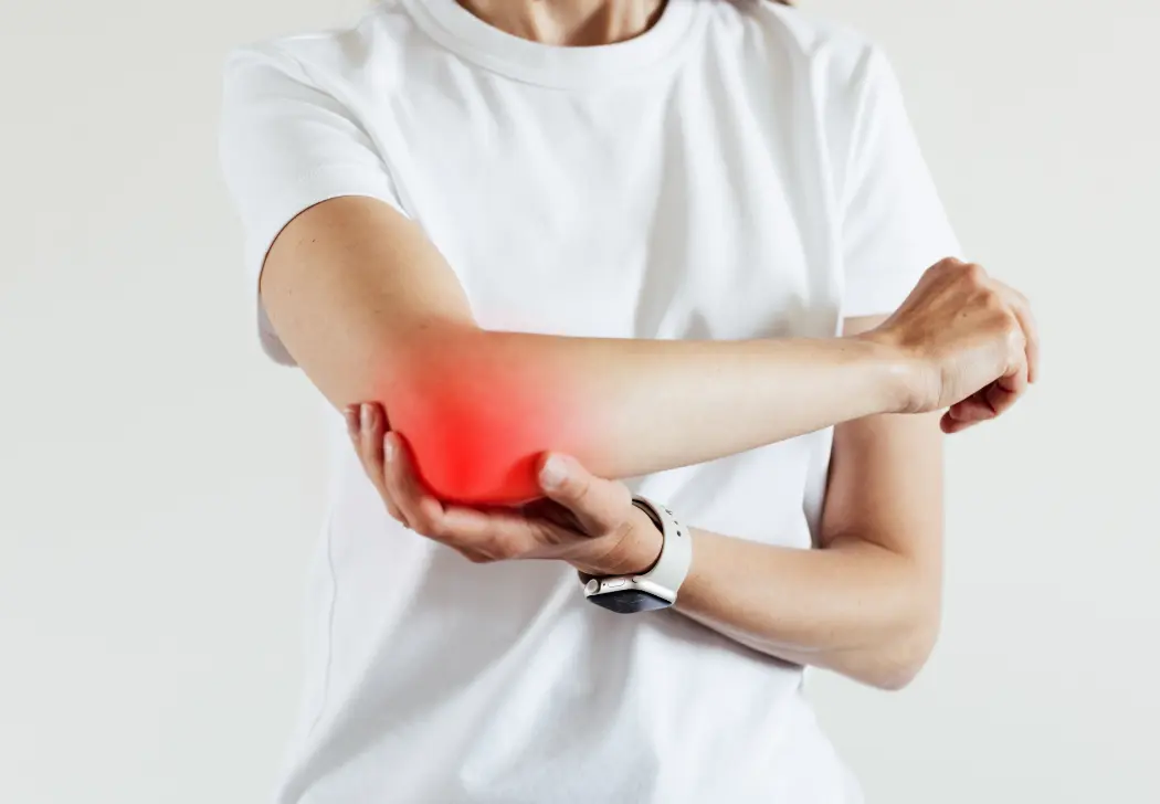 Elbow Pain Relief: Work Injury Rehab. Physical therapy for mobility recovery. Faster healing at our rehabilitation clinic.